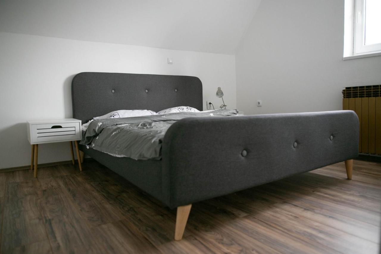 Citygarden Apartman Subotica Buitenkant foto